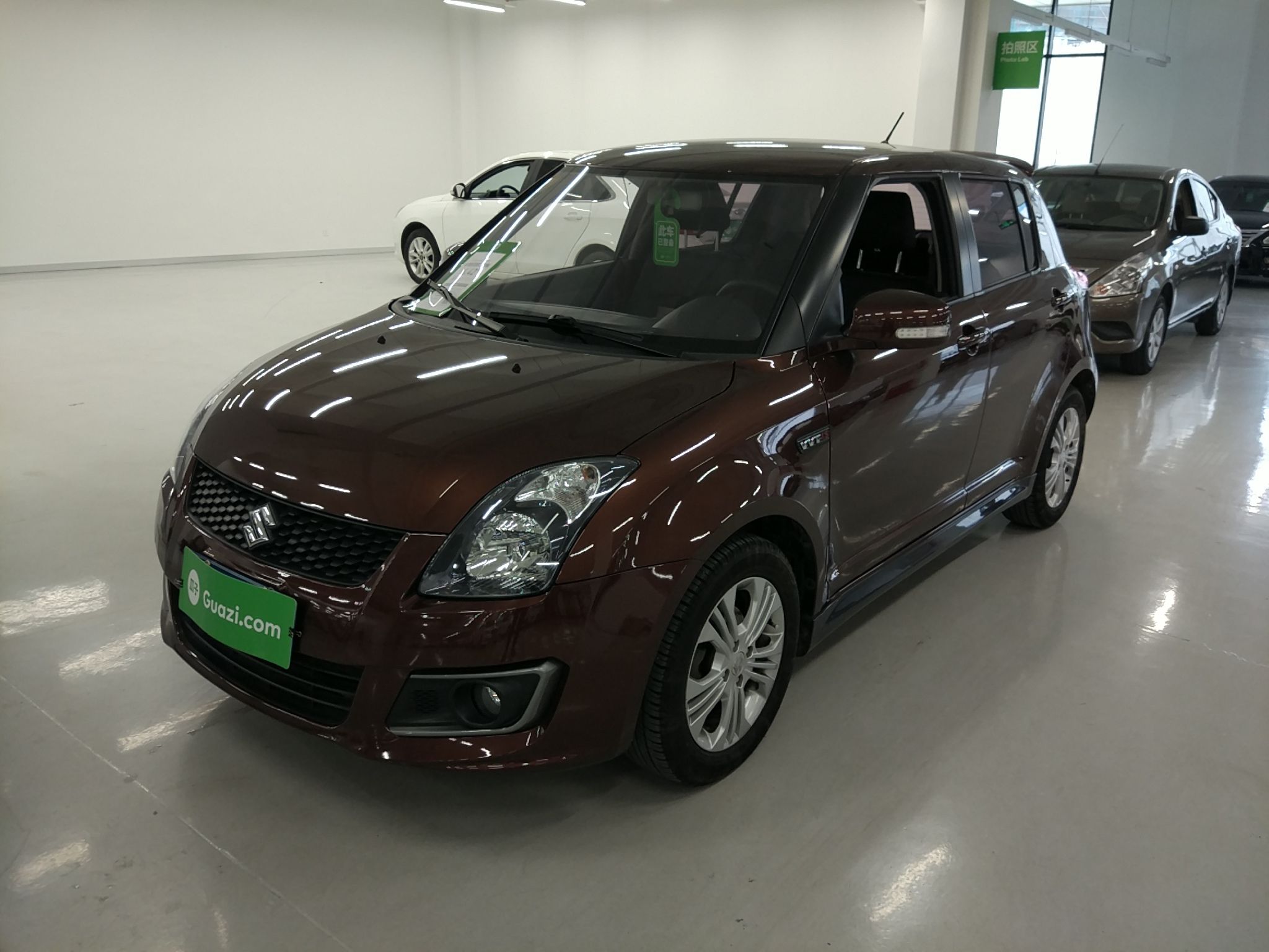 铃木雨燕2016款15l手动时尚型国Ⅴ