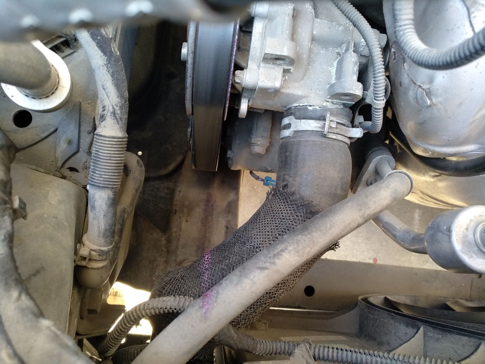 别克 英朗 2013款 gt 1.6l 自动时尚版 车辆图片