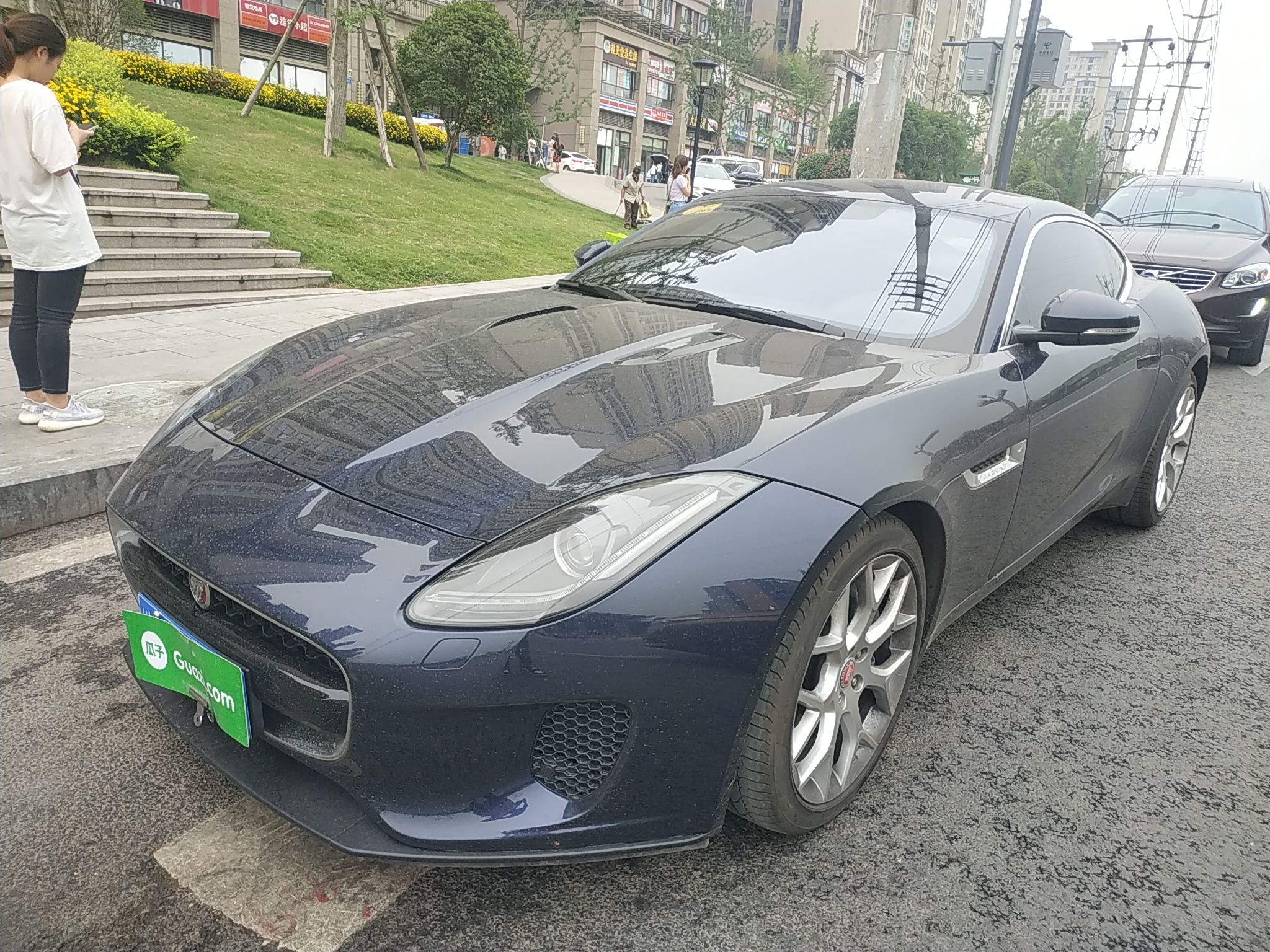 捷豹F-TYPE Coupe [进口] 2019款 2.0T 自动 硬顶版 