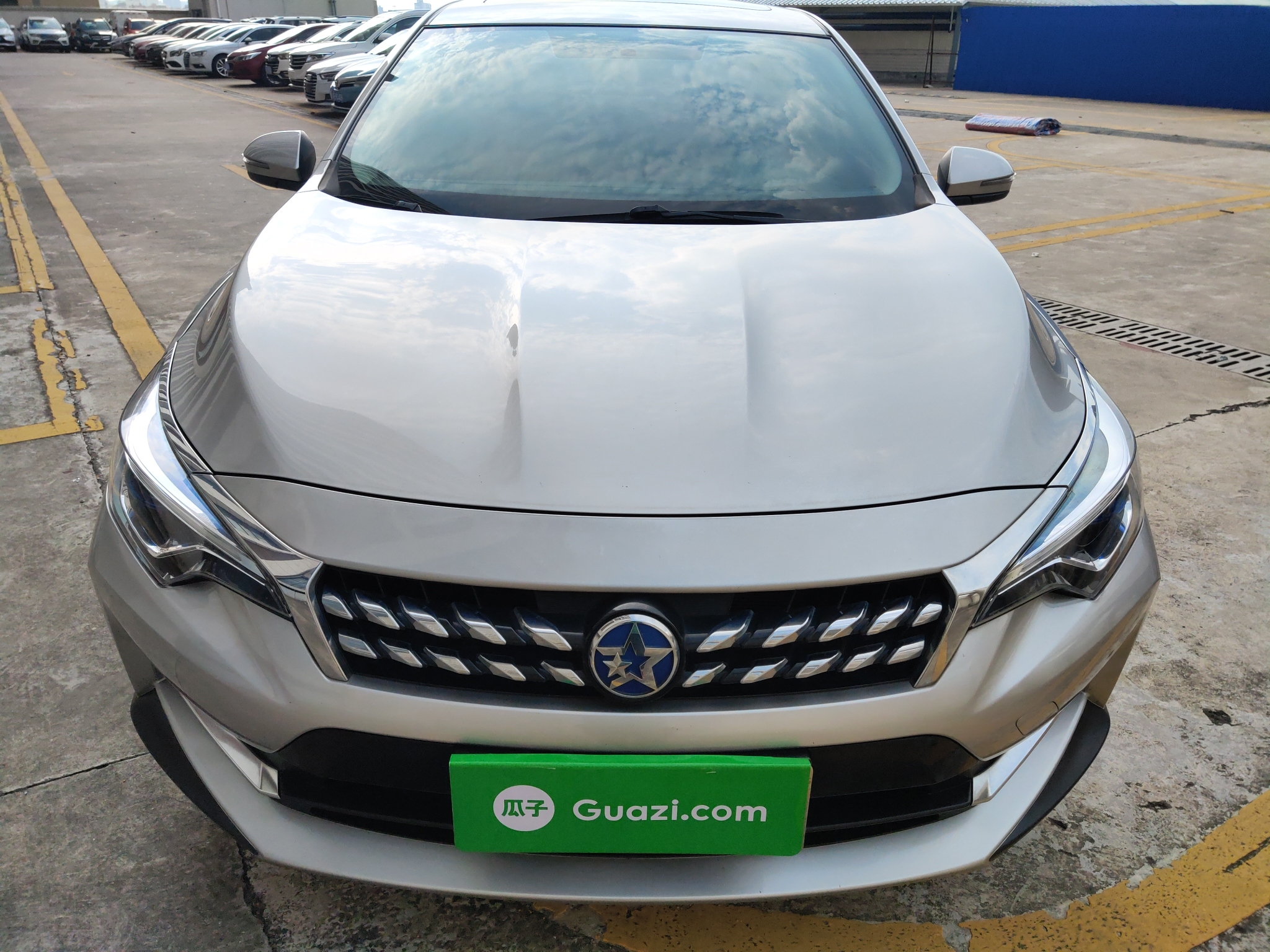 启辰d602018款16l自动前驱智联精英版国Ⅴ