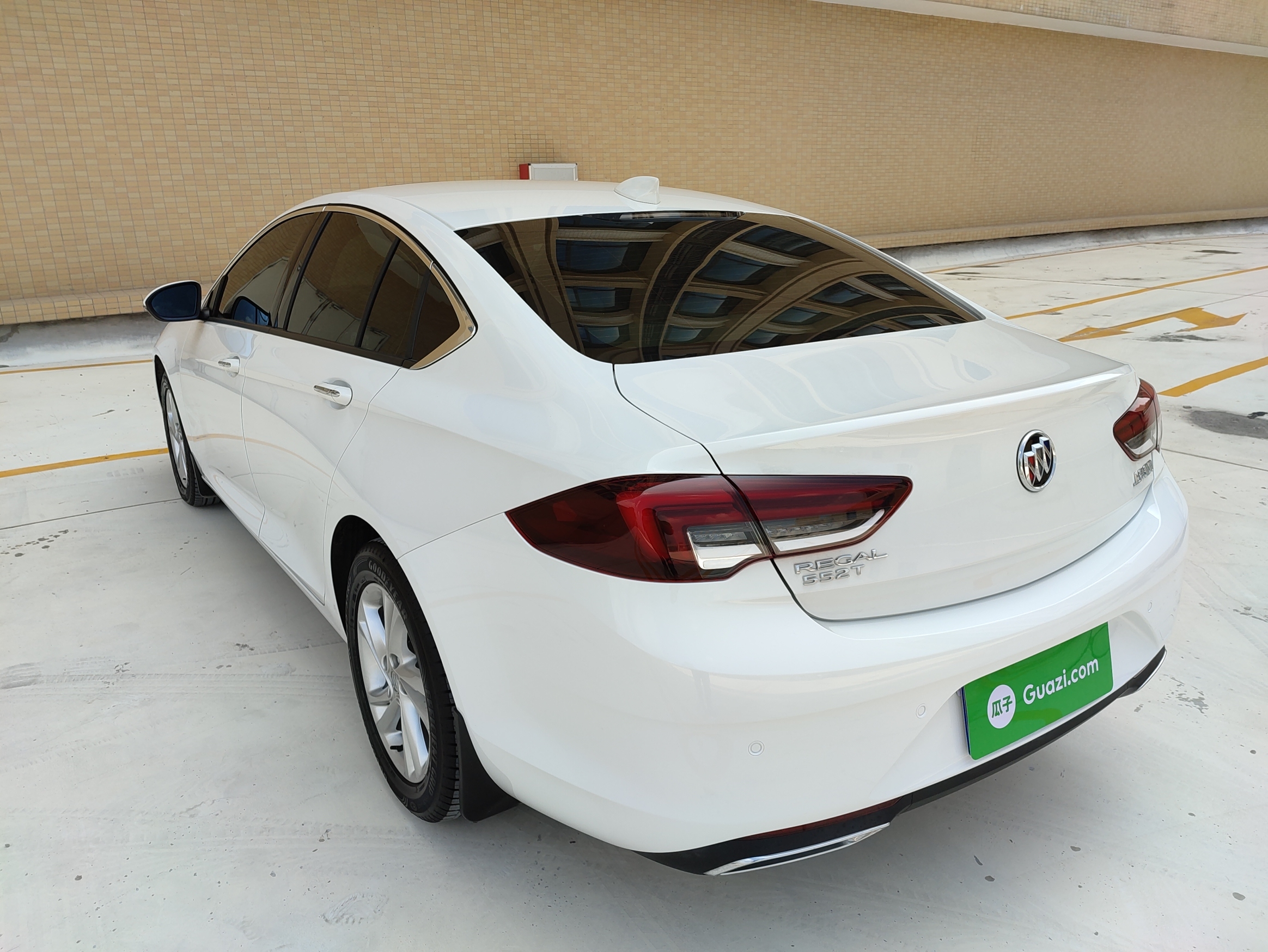 别克君威2020款15t自动552t精英型国Ⅵ