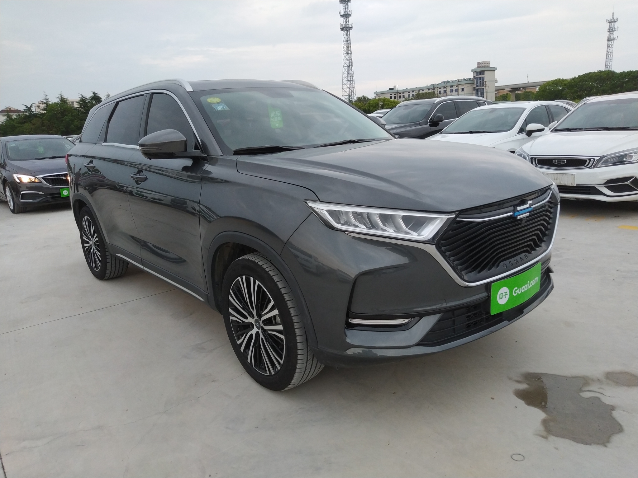 长安欧尚欧尚x72020款15t自动尊贵型国Ⅵ