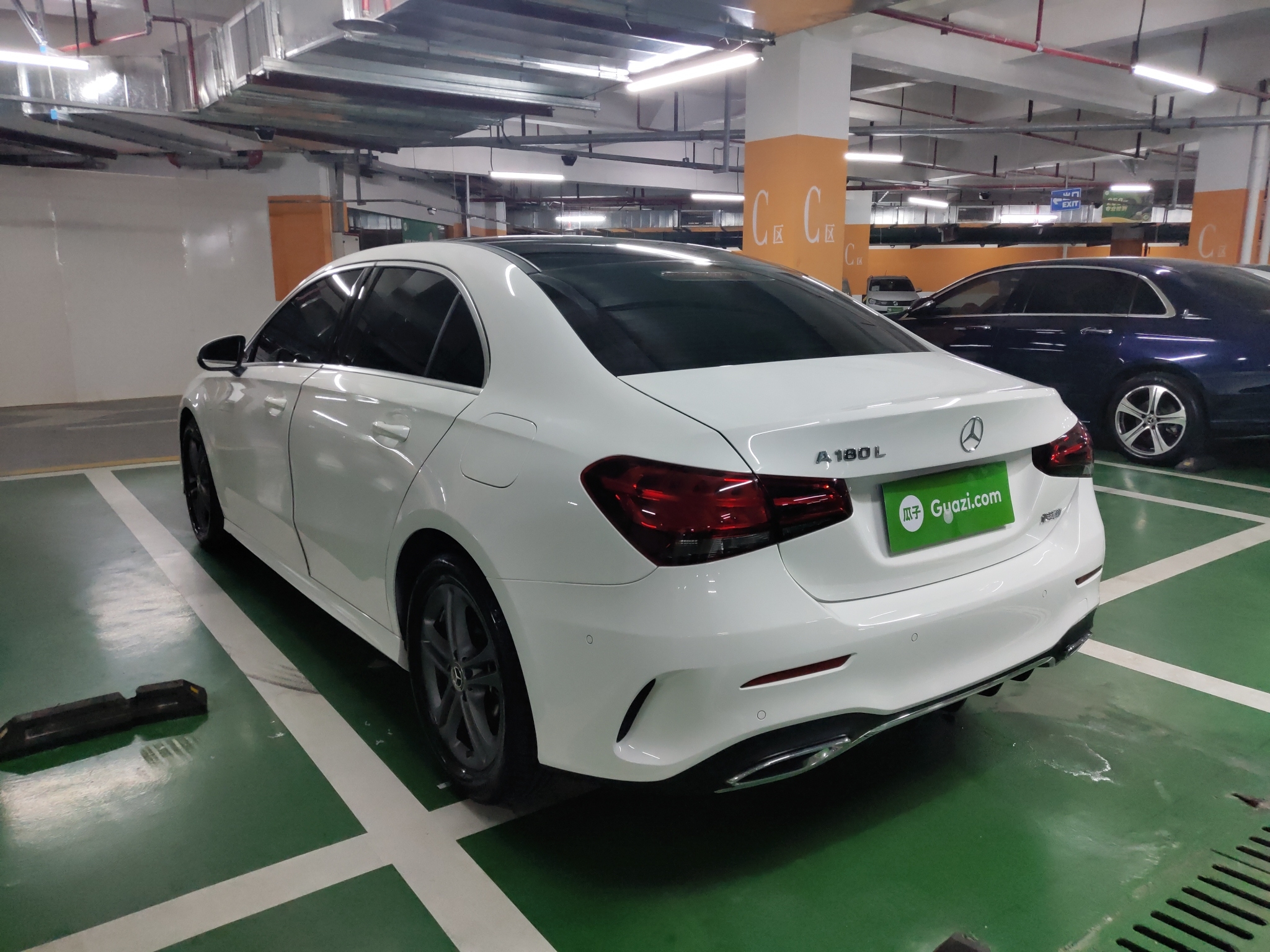 奔驰a级a180l2020款13t自动改款2运动轿车国Ⅵ