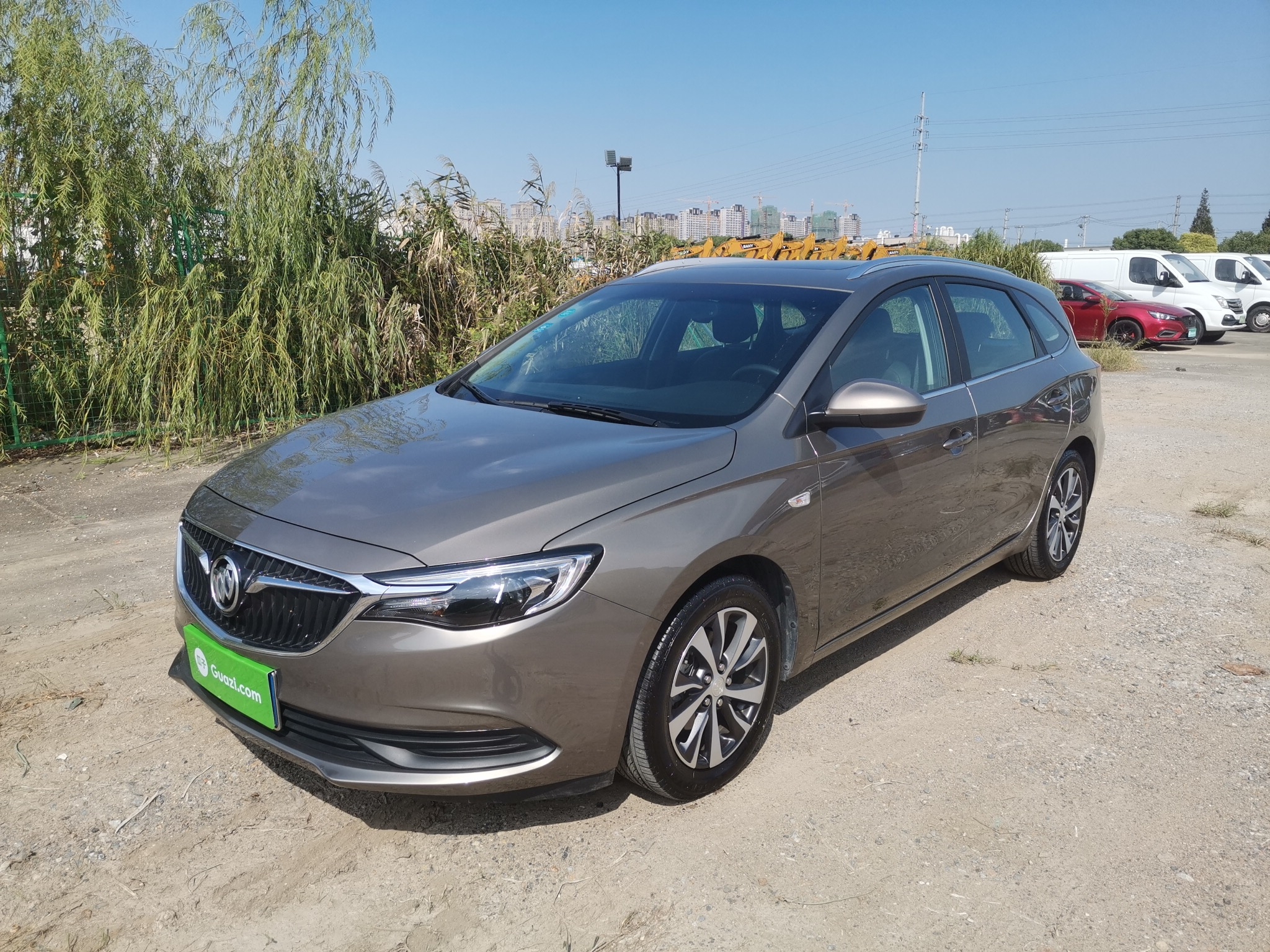 别克阅朗2019款13t自动前驱18t互联精英型国Ⅵ