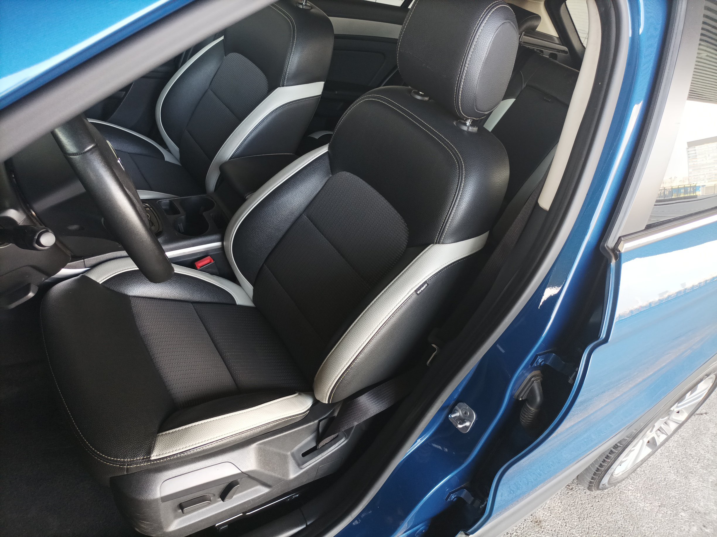 观致5 SUV 2018款 1.6T 自动 尊贵型 (国Ⅴ) 