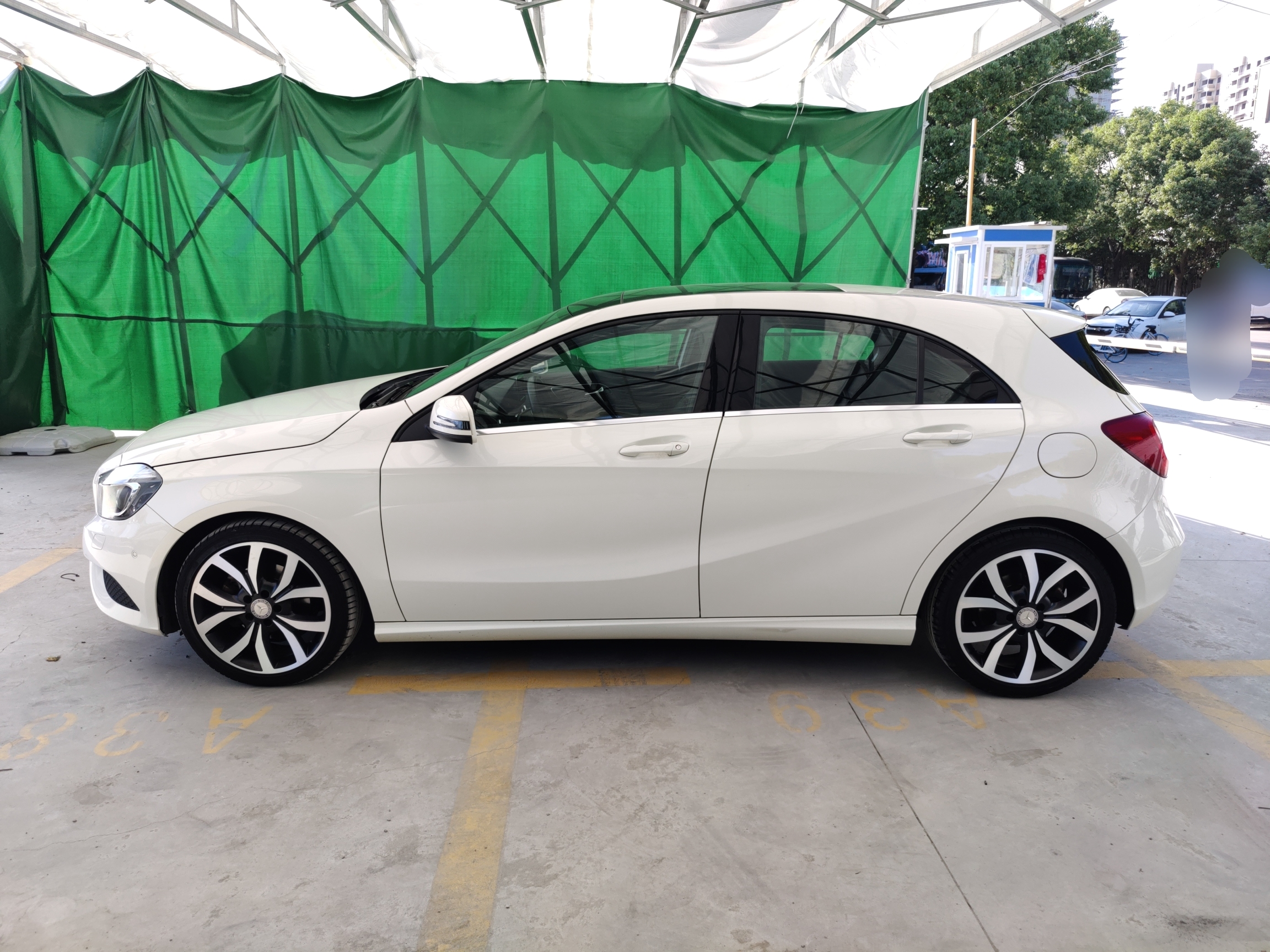 奔驰a级a200进口2015款16t自动汽油时尚型