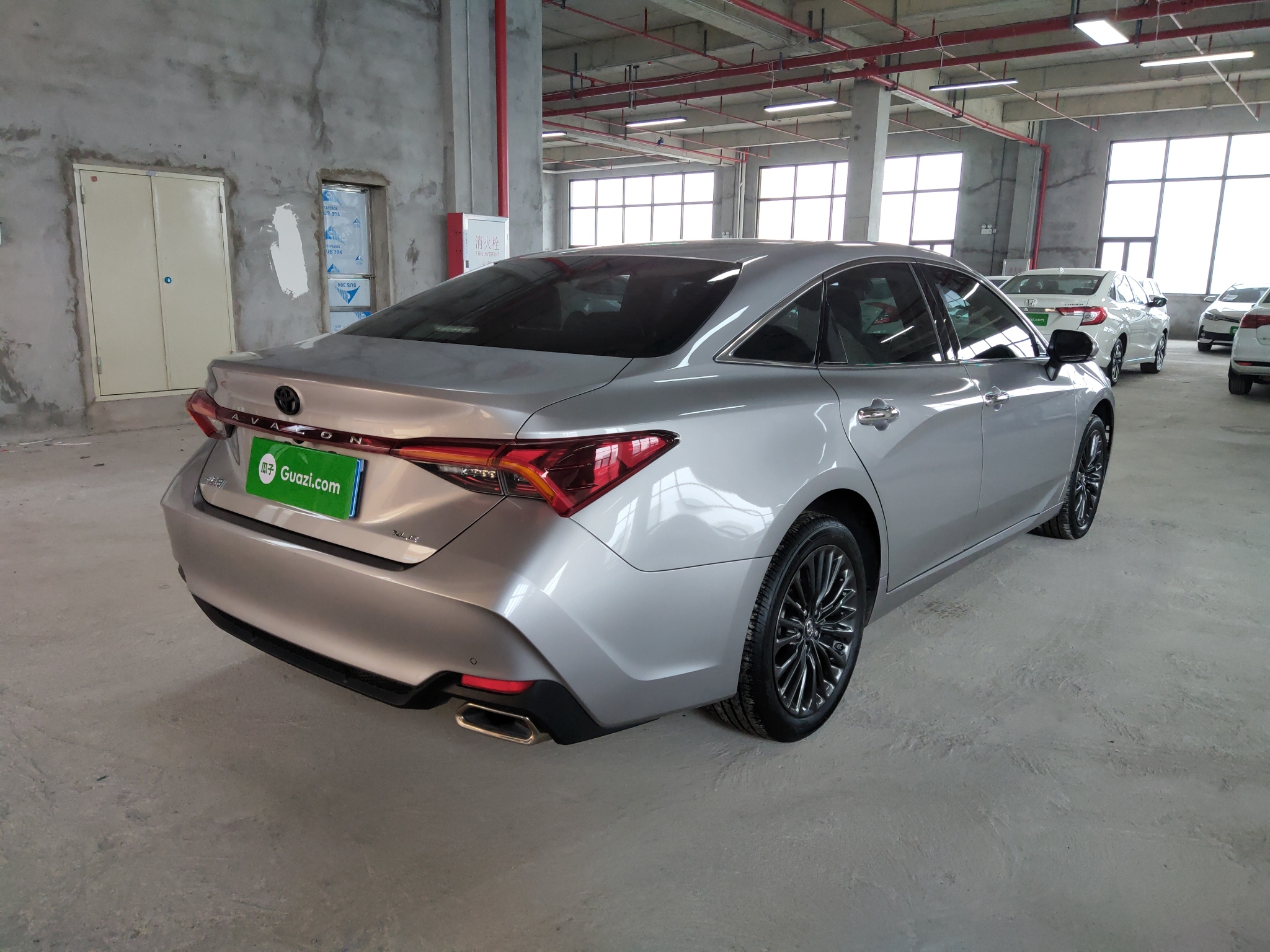 丰田亚洲龙 2019款 2.0l 自动 xle尊享版 (国Ⅵ)