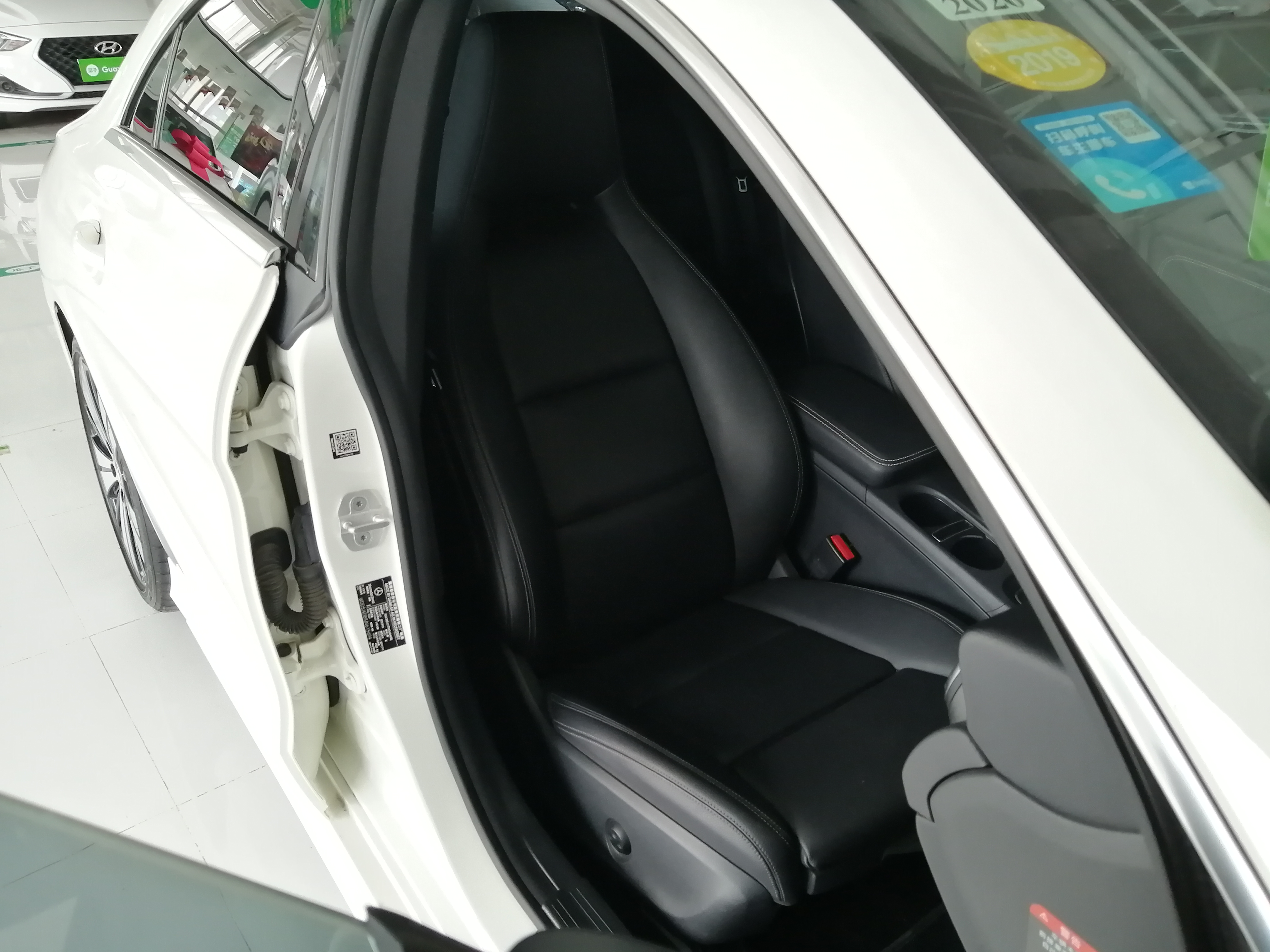 奔驰CLA级 CLA200 [进口] 2017款 1.6T 自动 汽油 时尚型改款 