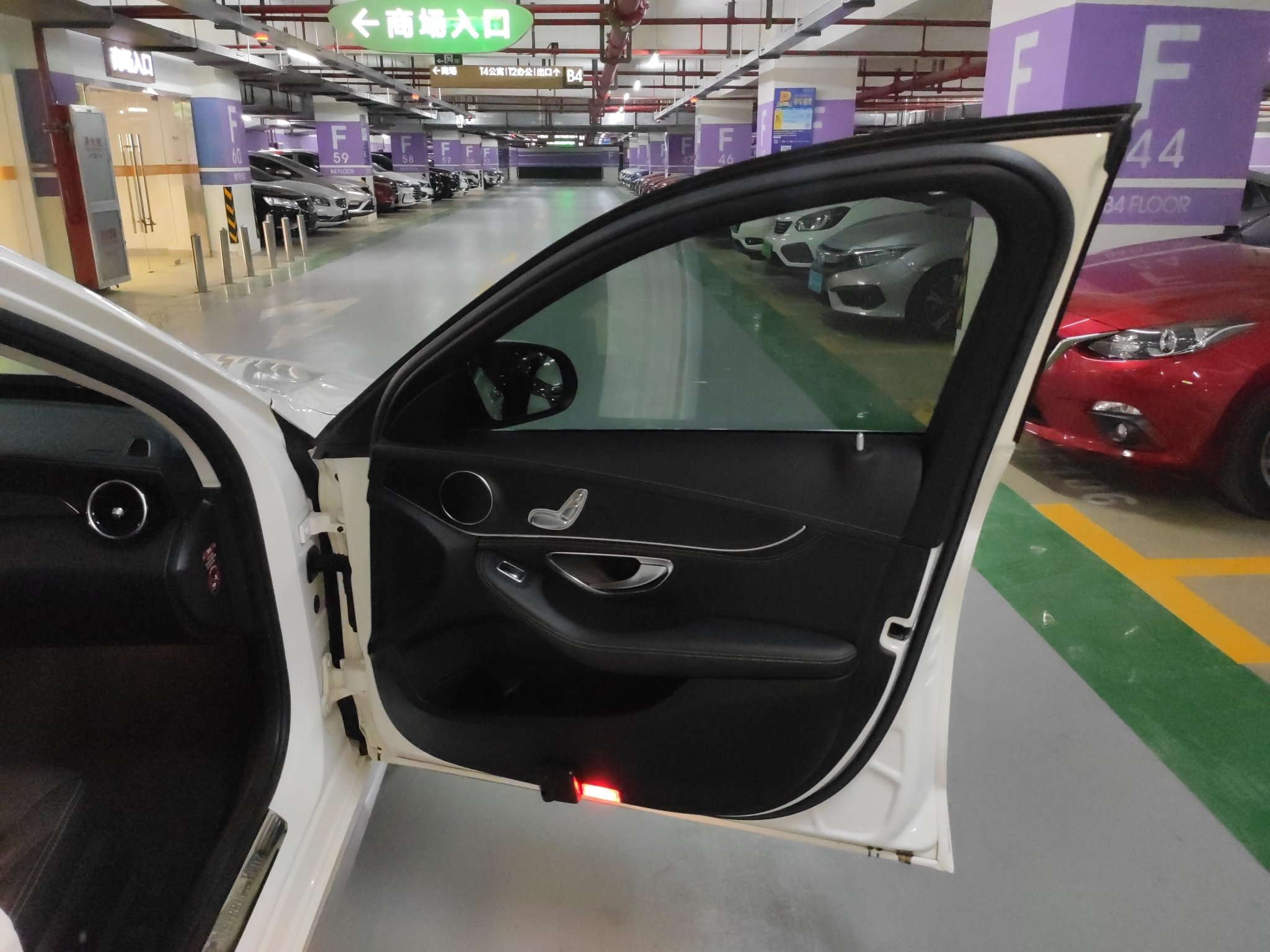 奔驰C级 C180L 2018款 1.6T 自动 时尚型运动版 (国Ⅴ) 