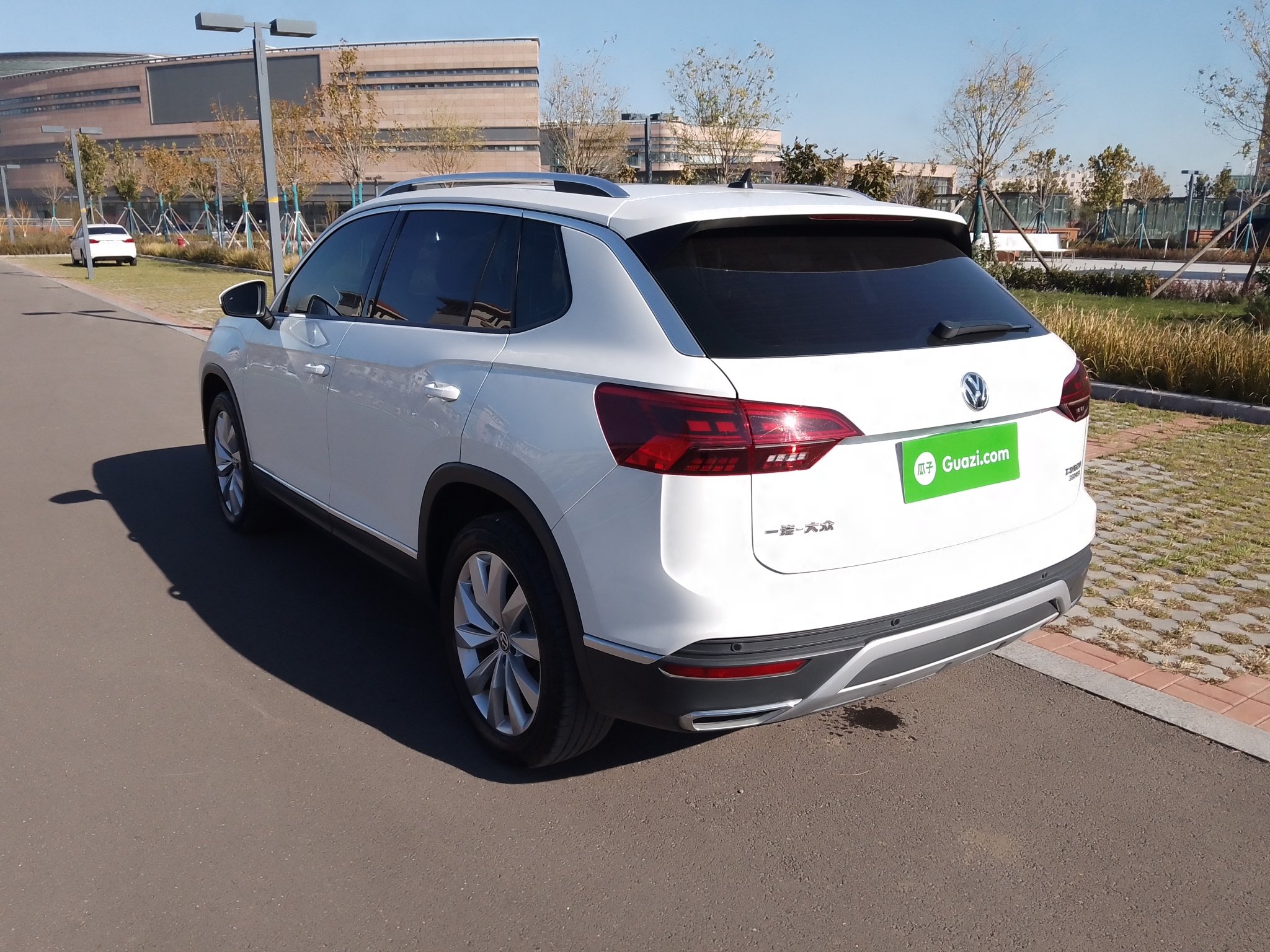 大众探岳2019款20t自动尊贵型国Ⅵ